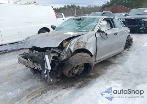 2015 Chrysler 300 Limited z USA, uszkodzony, nr VIN 2C3CCARG6FH873335